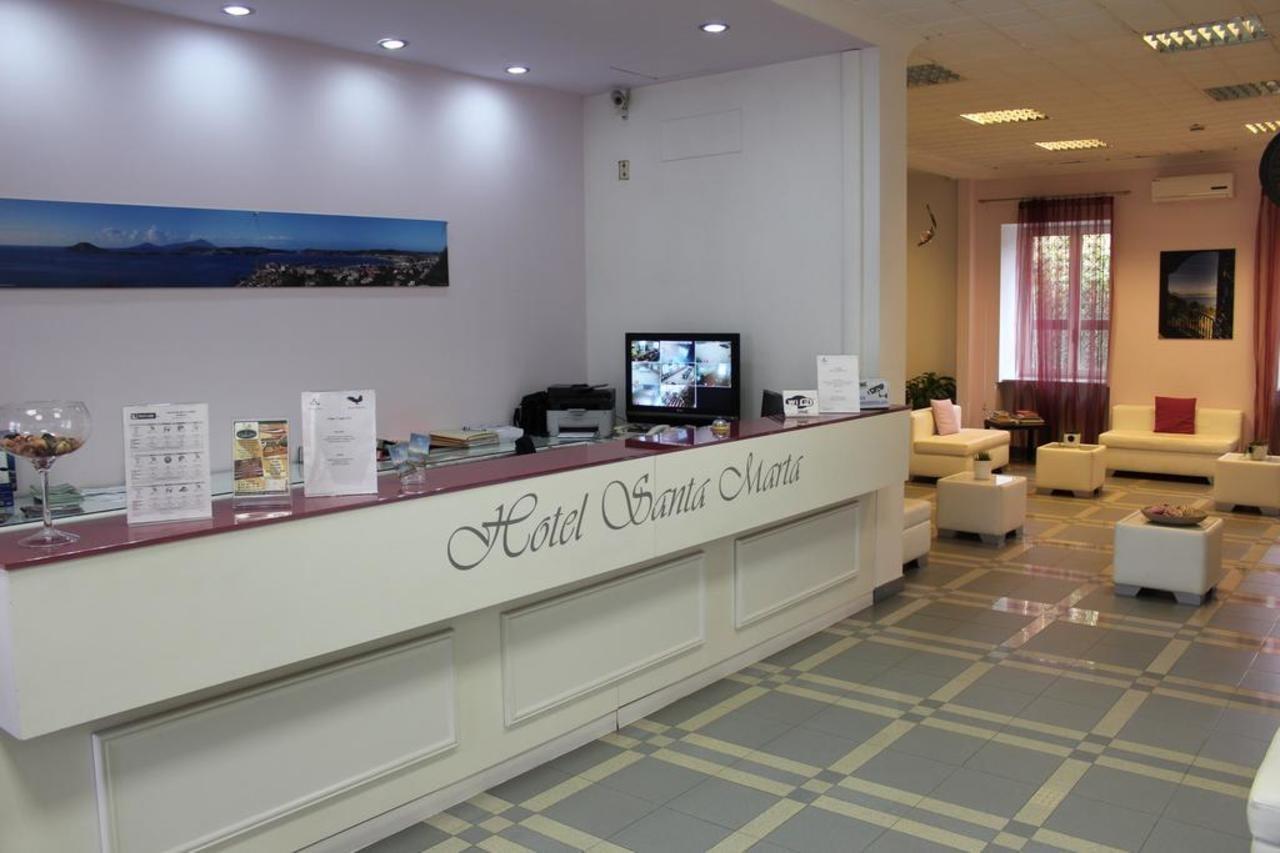 Hotel Santa Marta Поцуоли Екстериор снимка