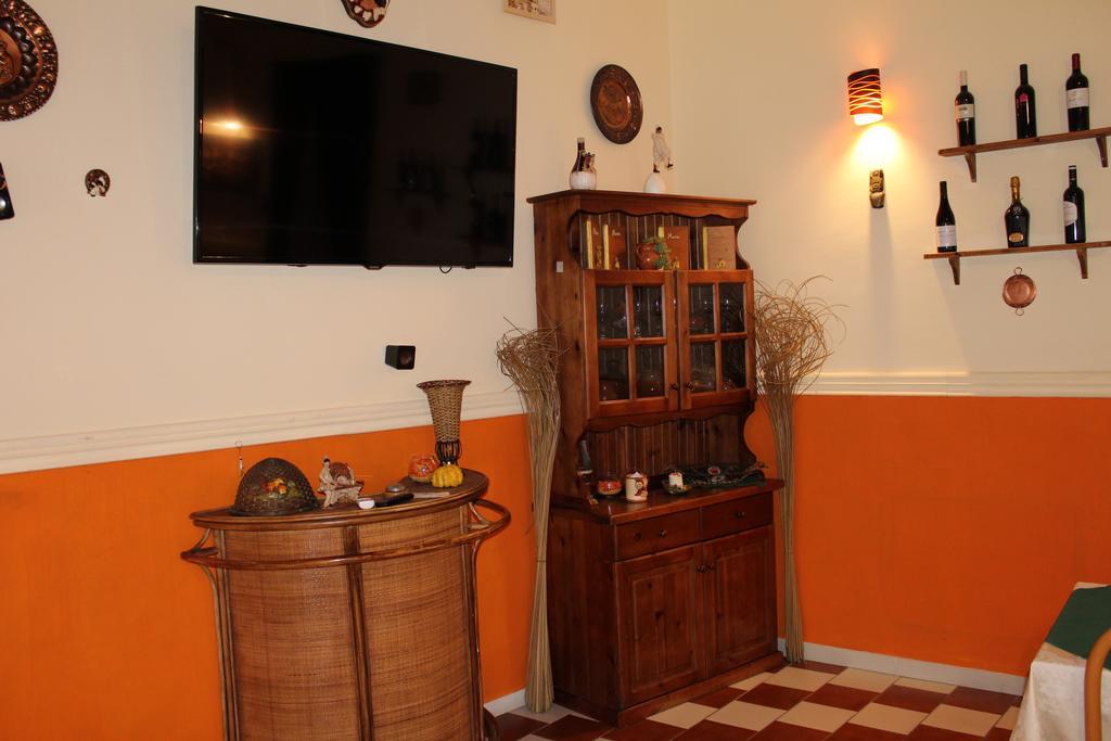 Hotel Santa Marta Поцуоли Екстериор снимка