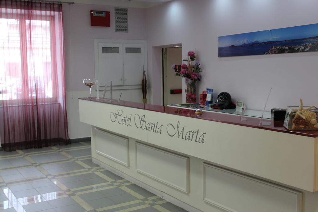 Hotel Santa Marta Поцуоли Екстериор снимка