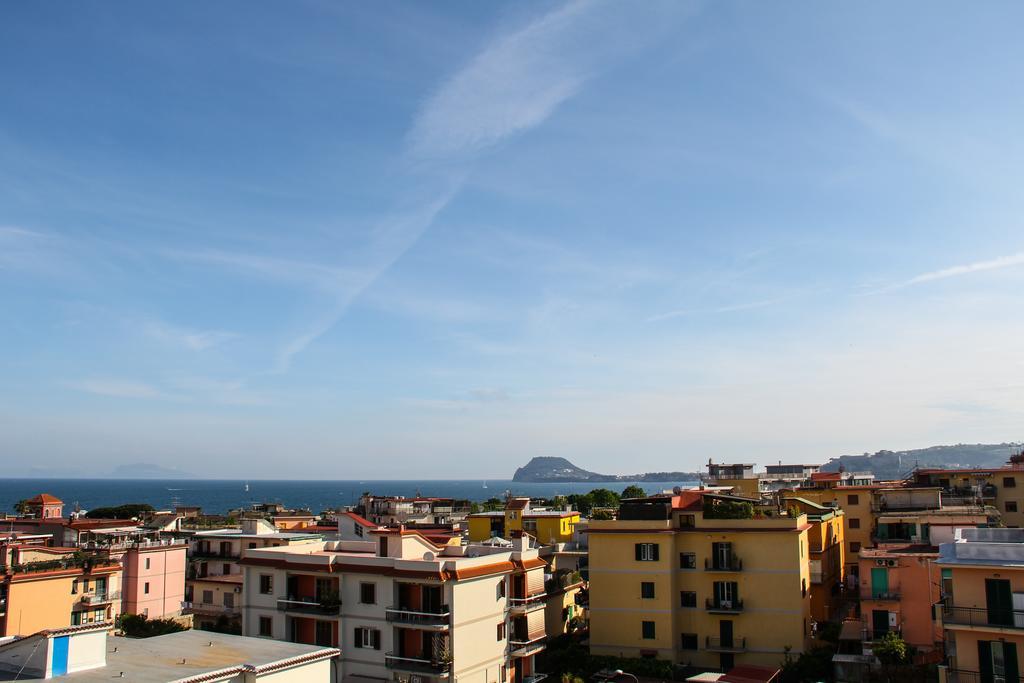 Hotel Santa Marta Поцуоли Екстериор снимка