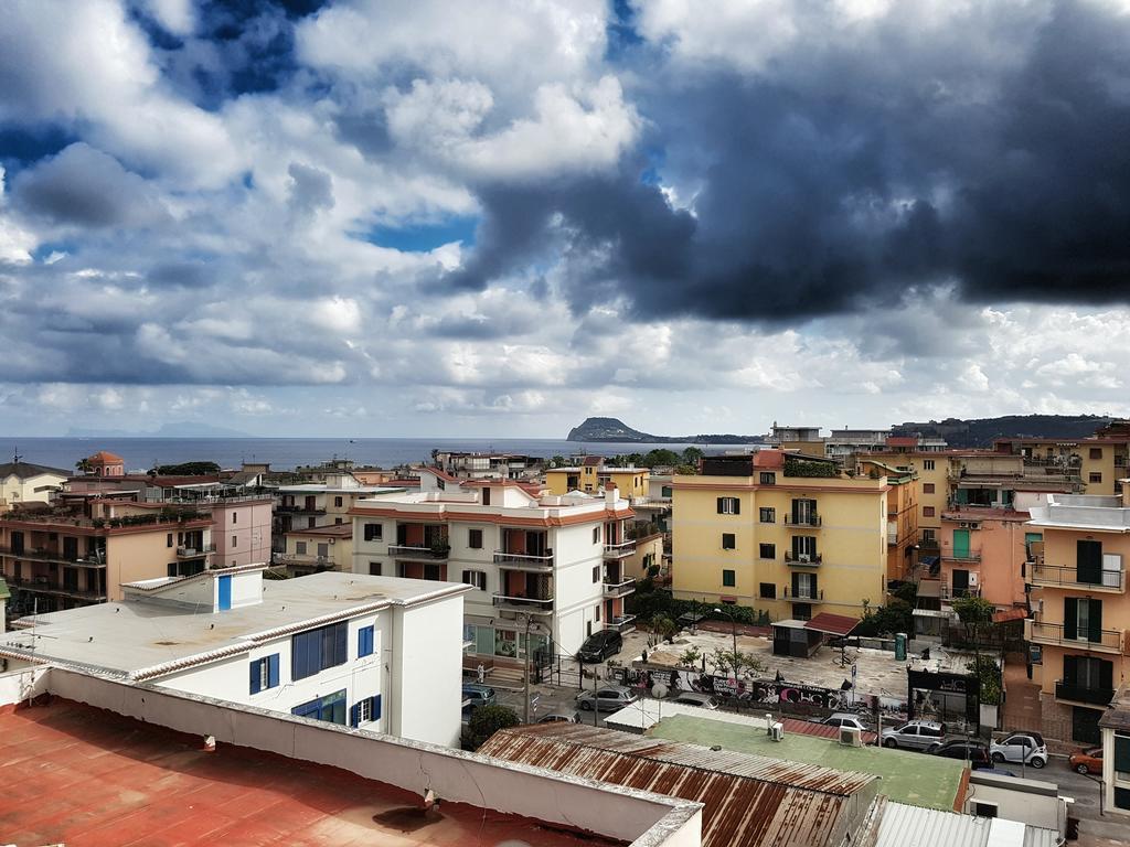 Hotel Santa Marta Поцуоли Екстериор снимка